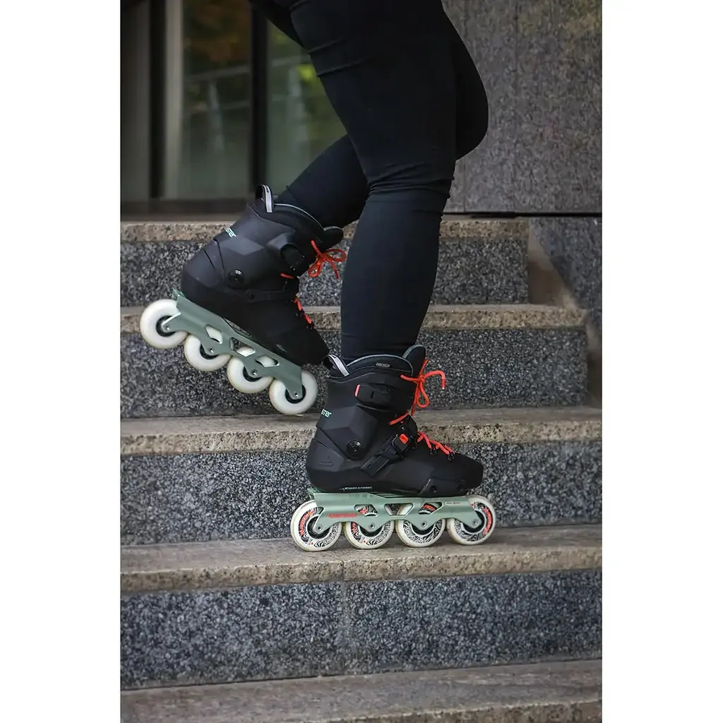 Ролики жіночі Rollerblade Twister XT Women 240 Чорний-Зелений - фото 7
