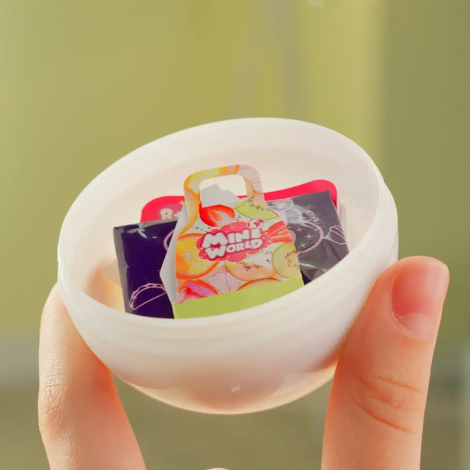 Ігровий набір з сюрпризом Пікнік Mini World 2305003 зі стікерами - фото 4