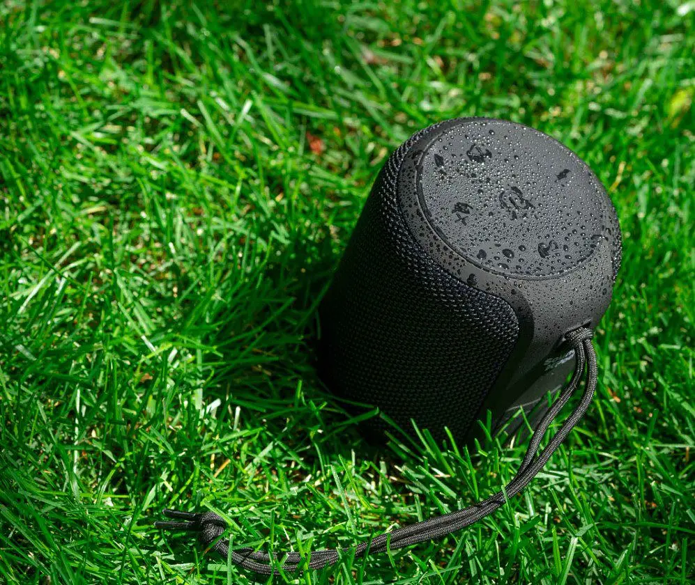 Портативная колонка 2E SoundXPod Bluetooth TWS Waterproof Black - фото 7