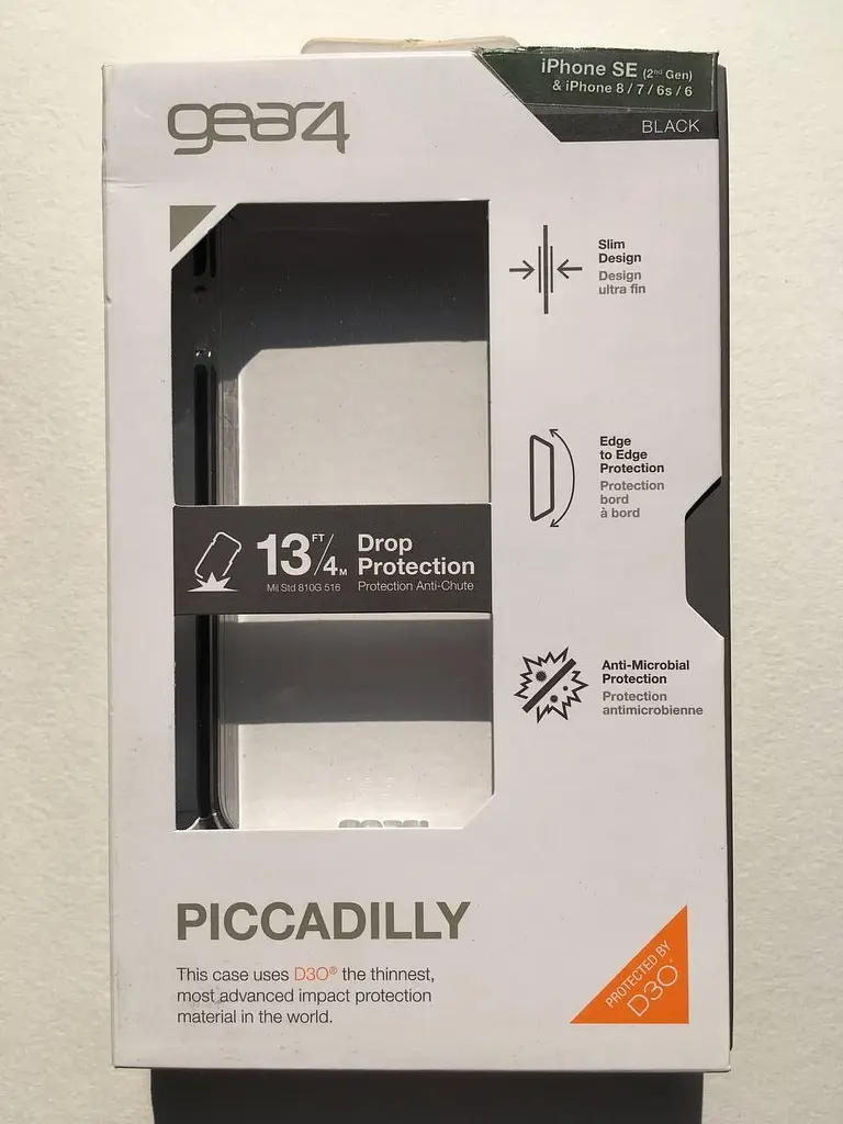 Протиударний прозорий чохол Gear4 Piccadilly D3O з антимікробним покриттям для iPhone 7/8/SE 2 3 2020/2022 (4.7") Black - фото 6