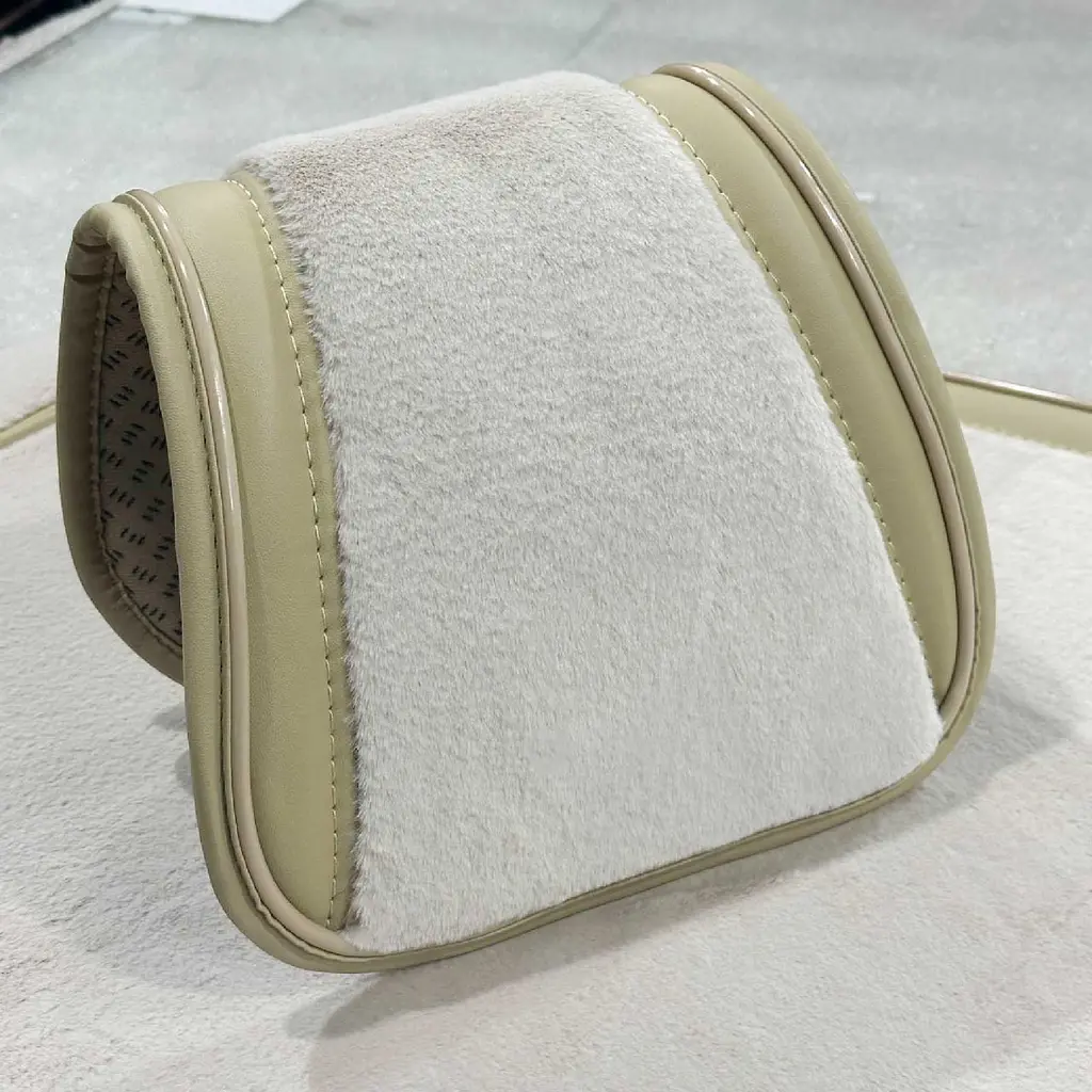 Накидки для передніх сидінь хутряні Mutton Premium Бежеві 2 шт - фото 5