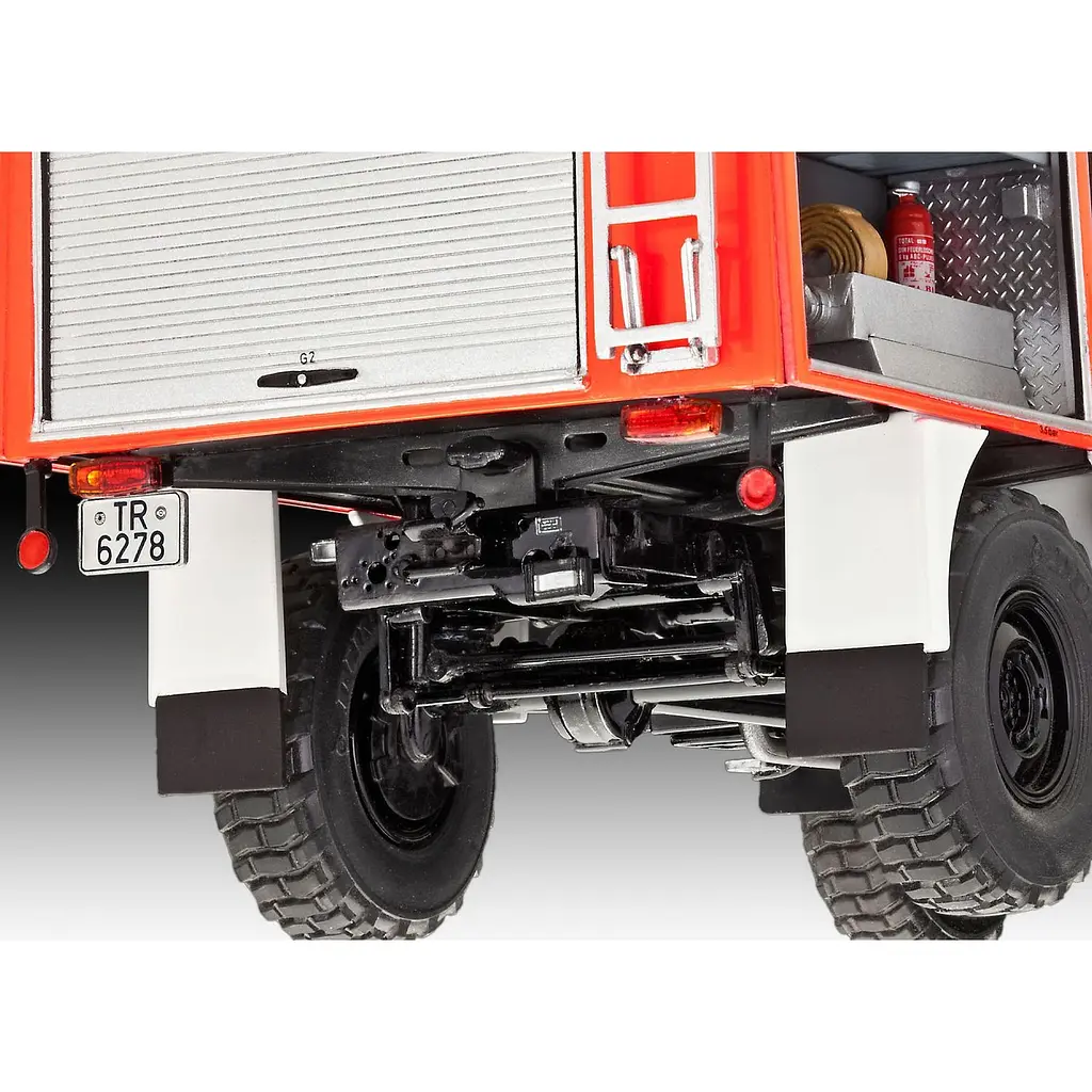 Збірна модель Revell  Пожежна машина Mercedes-Benz Unimog U1300L TLF 8/18 рівень 5, масштаб 1:24, 210 деталей (RVL-07512) - фото 7