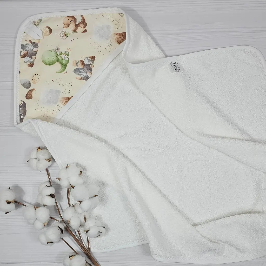 Дитячий рушничок-куточок 80х80 a.l.babybox Малюк Діно - фото 2