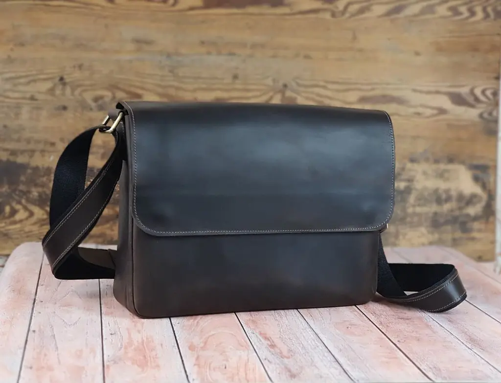 Чоловіча шкіряна сумка через плече GS 35 x 24 x 8 см коричнева (МА 003 кор) 240 - фото 7