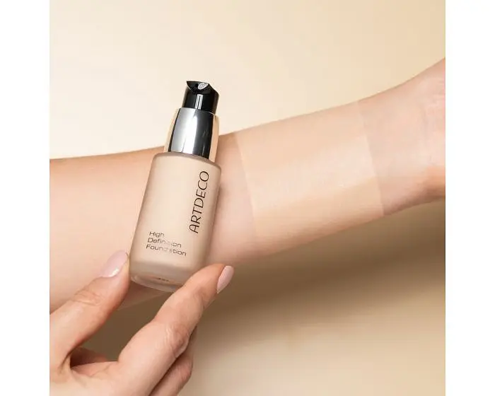 Тональний крем для обличчя Artdeco High Definition Foundation, відтінок 43 (Light Honey Beige), 30 мл (397155) - фото 3