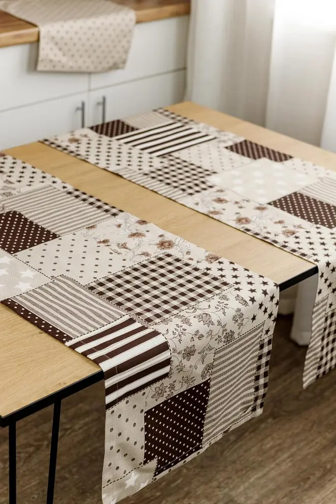 Ранер Прованс Хозяйка Печворк 140х40 см коричневый (31540) - фото 3