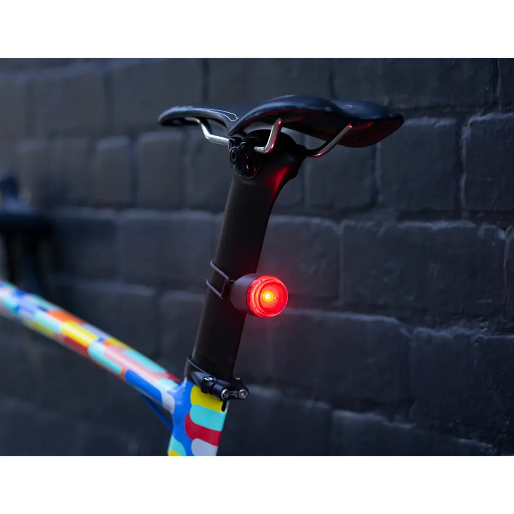 Задня велофара Knog Plug Rear 10 Lumens Black (12250) - фото 6