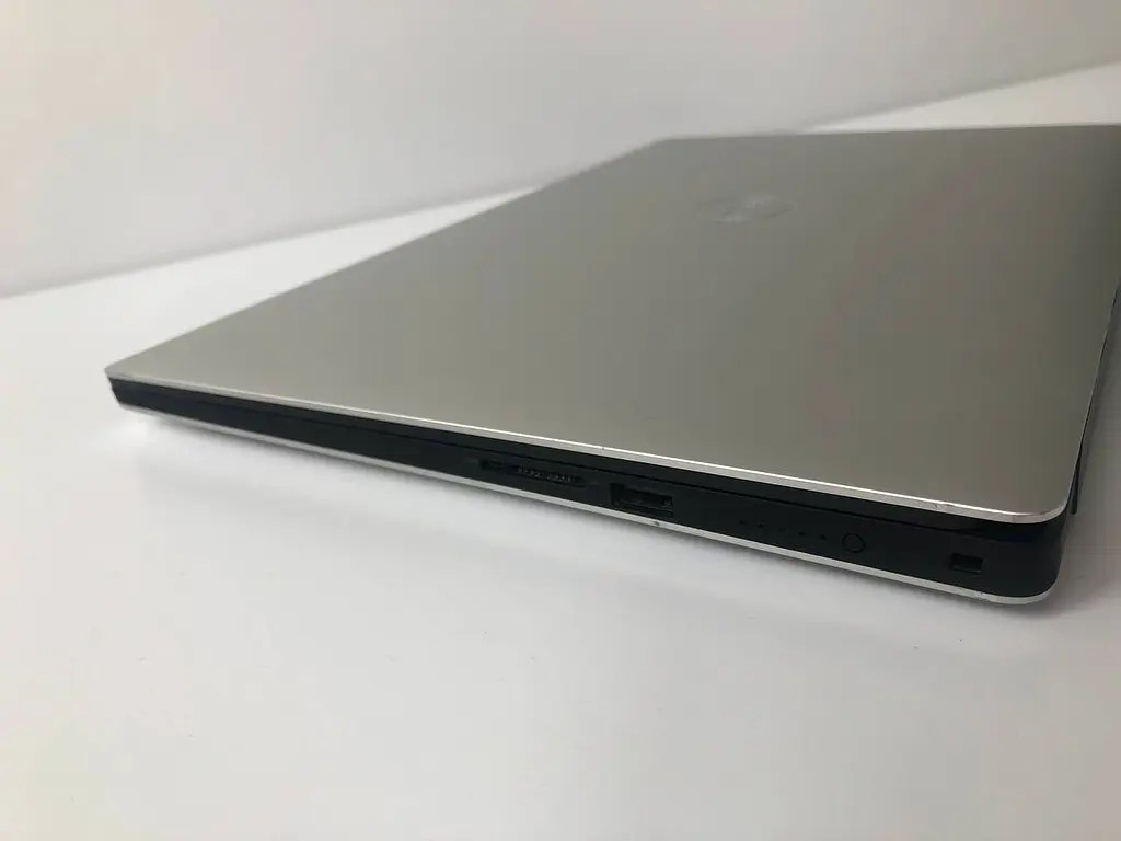 Ноутбук DELL XPS 15 9570 (i7-8750H / 16GB / SSD 256GB / GTX 1050 Ti 4GB) б/в - фото 9