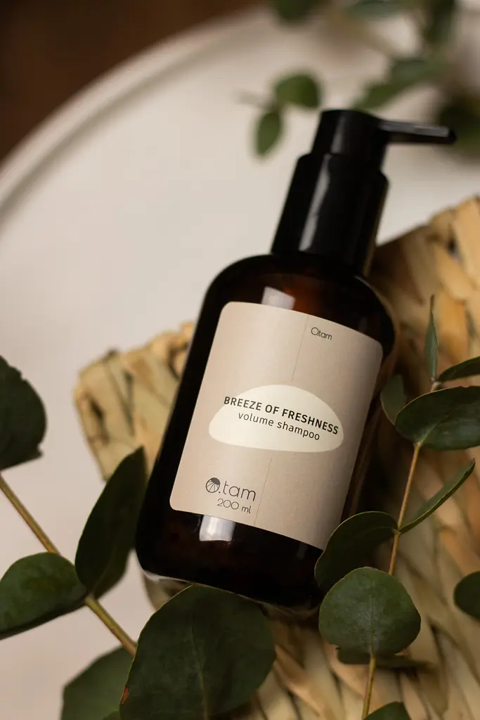 Набір O.tam для жирної шкіри голови: Шампунь для обʼєму + Відновлюючий кондиціонер з протеїнами шовку (2×200 мл) - фото 2