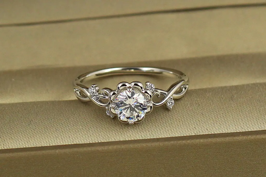 Кільце Xuping Jewelry Німфея р 18 сріблясте