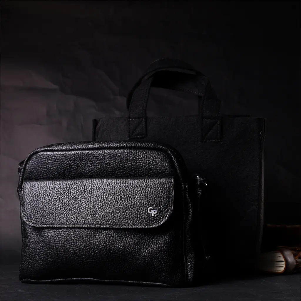 Шкіряна жіноча сумка Grande Pelle 23х17х7 см sum0023595 - фото 9