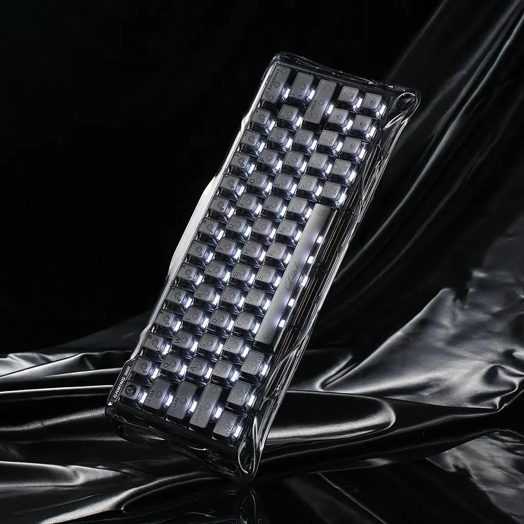 Клавіатура GravaStar Mercury V60 60 keys UFO Magnetic Gaming 8K USB-A RGB Onyx Crystal (GSV60_XTAL_NBK) - фото 4