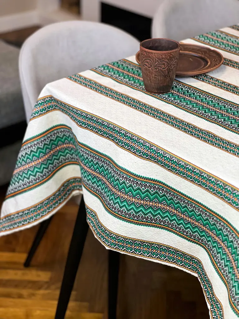 Льняная скатерть рождественскя с украинским орнаментом "Рандеву зеленый" - 370х150 см - фото 5