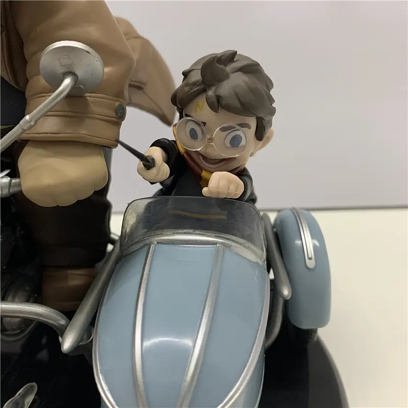 Диорама Q-Fig Max Гарри и Хагрид на волшебном мотоцикле Harry Potter And Rubeus Hagrid 16.0 см НР 05.42 - фото 6