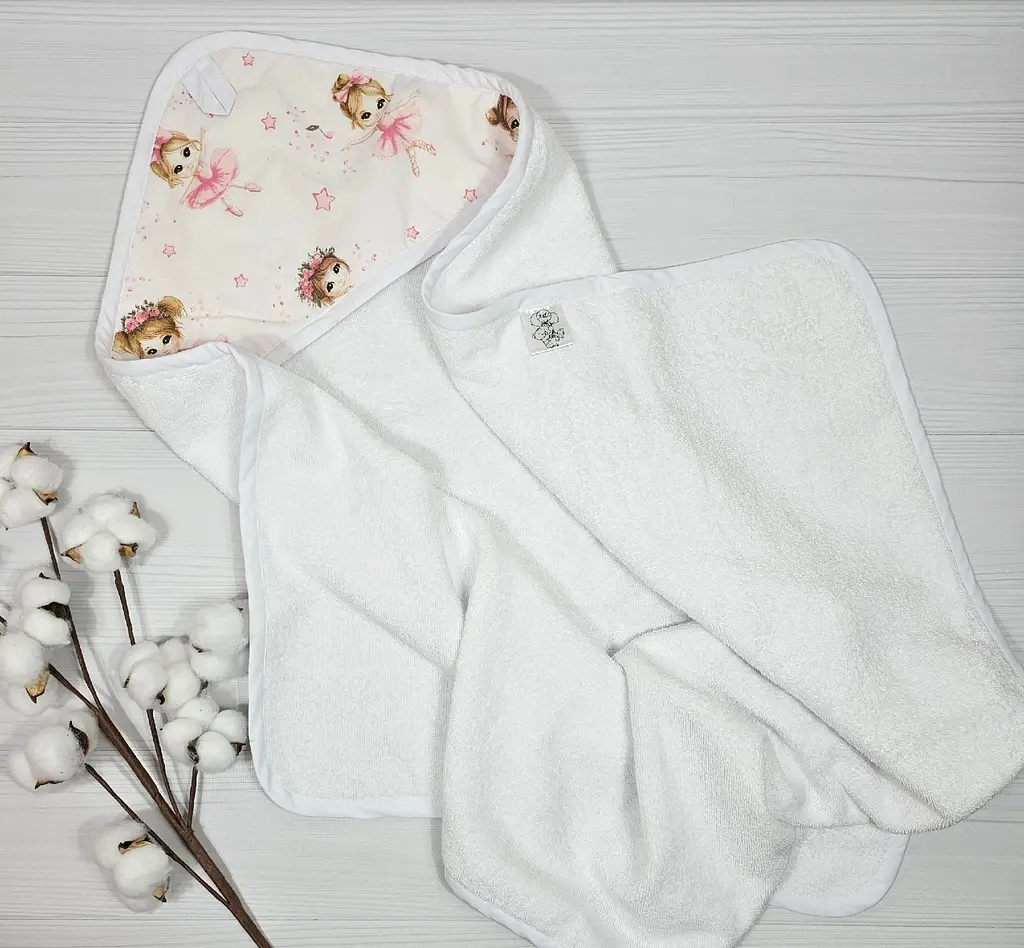 Дитячий рушничок-куточок 80х80 a.l.babybox Маленька балерина Білий 2 - фото 2