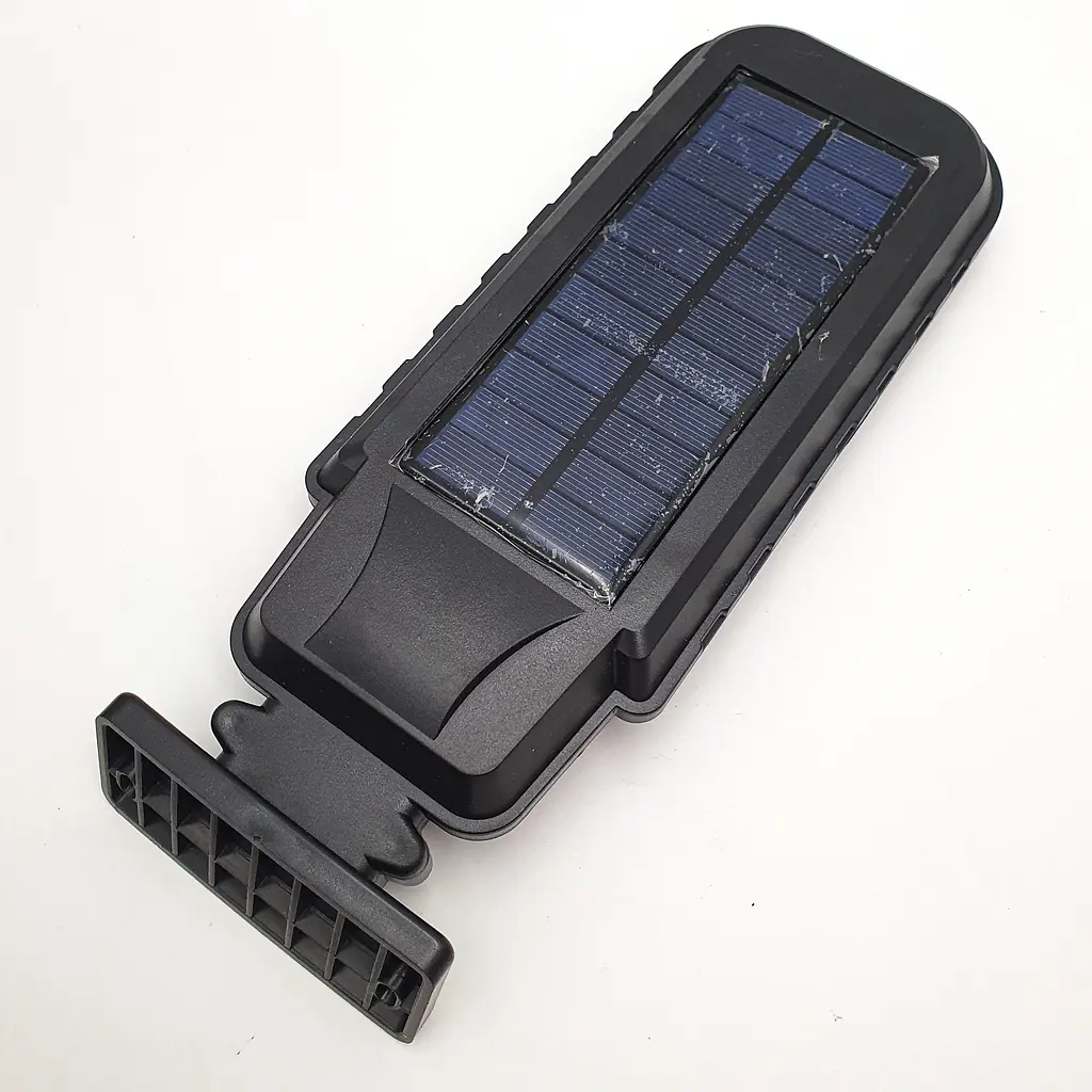 Ліхтар вуличний акумуляторний світильник 2200mA на сонячній батареї LED Solar Street Light BL BK98 COB - фото 4