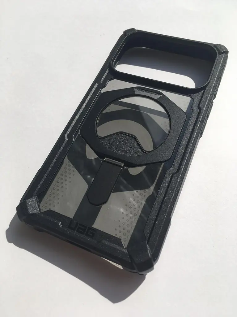 Оригінальний протиударний чохол для iPhone 17 Pro Max UAG Plasma XTE MagSafe Black 114528114034 з підставкою - фото 6