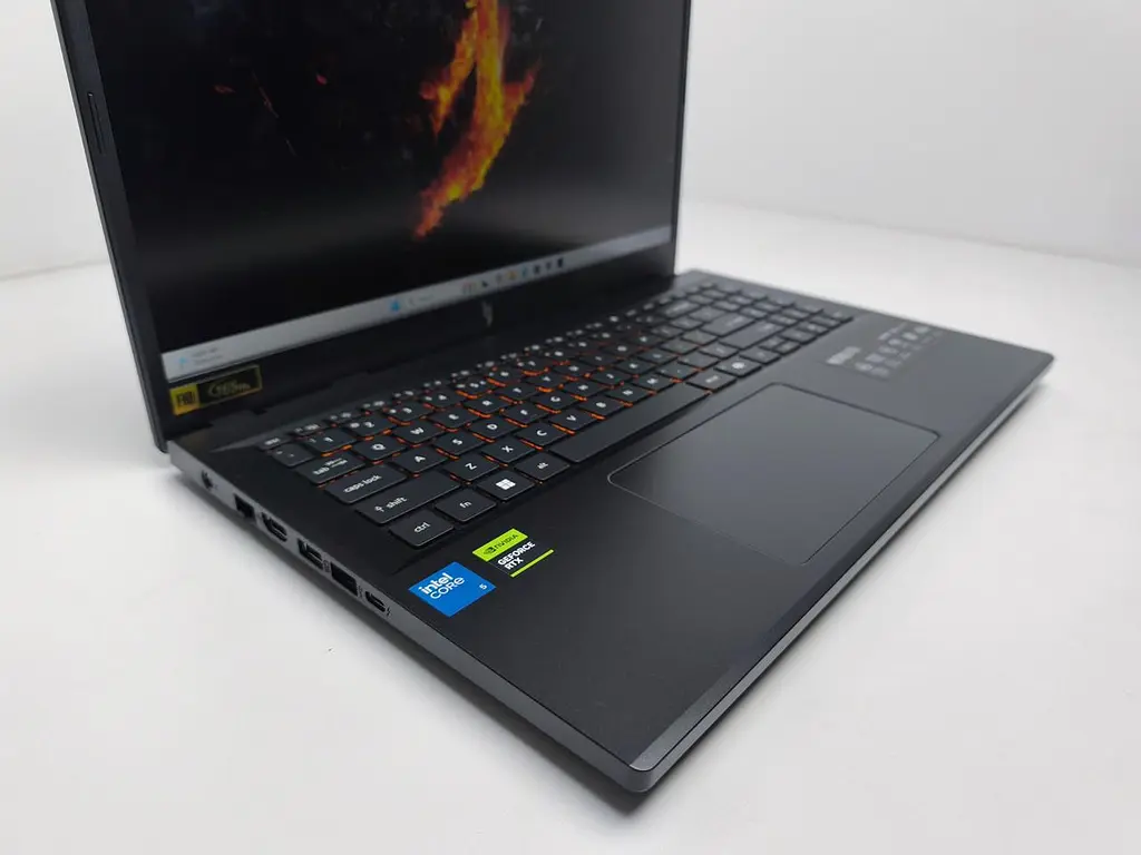 Ноутбук Acer Nitro V15 ANV15-52-58P7 (15.6 FHD 165 Hz, Intel Core 5 210H, 16 GB, 512 SSD, RTX 4050 6 GB, DOS) (NH.U0NAA.008) - фото 9
