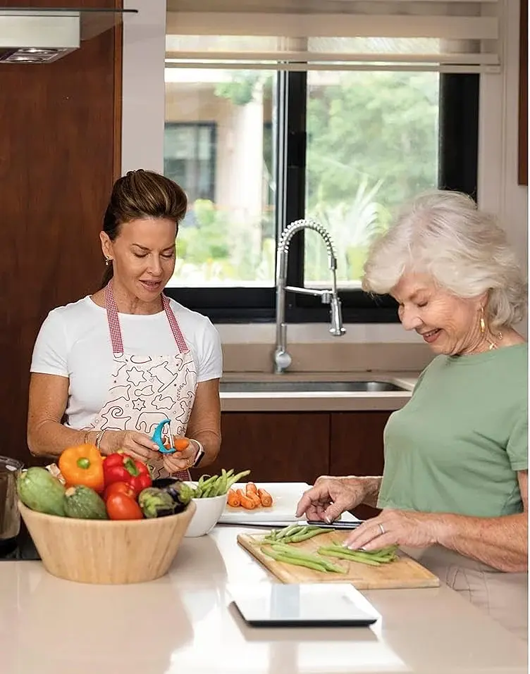 Flex Your Age. Defy Stereotypes and Reclaim Empowerment - фото 7