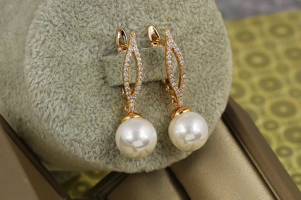 Сережки підвіски Xuping Jewelry з перлами Кассіопея 3,3 см золотисті