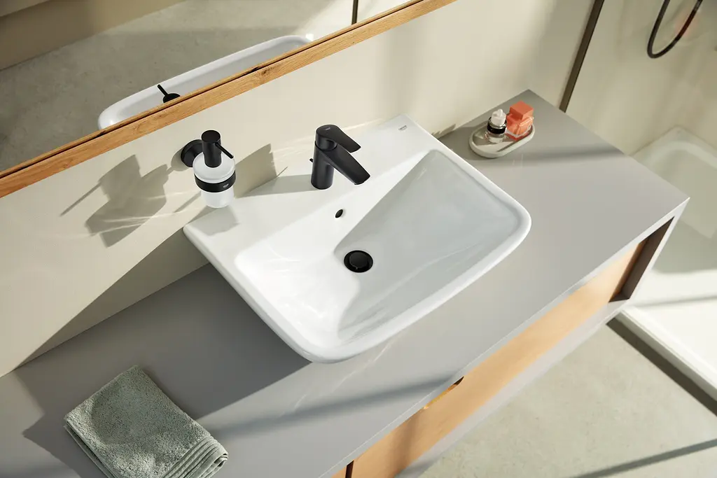 Дозатор для рідкого мила Grohe Essentials 1022572430, Чорний матовий - фото 4