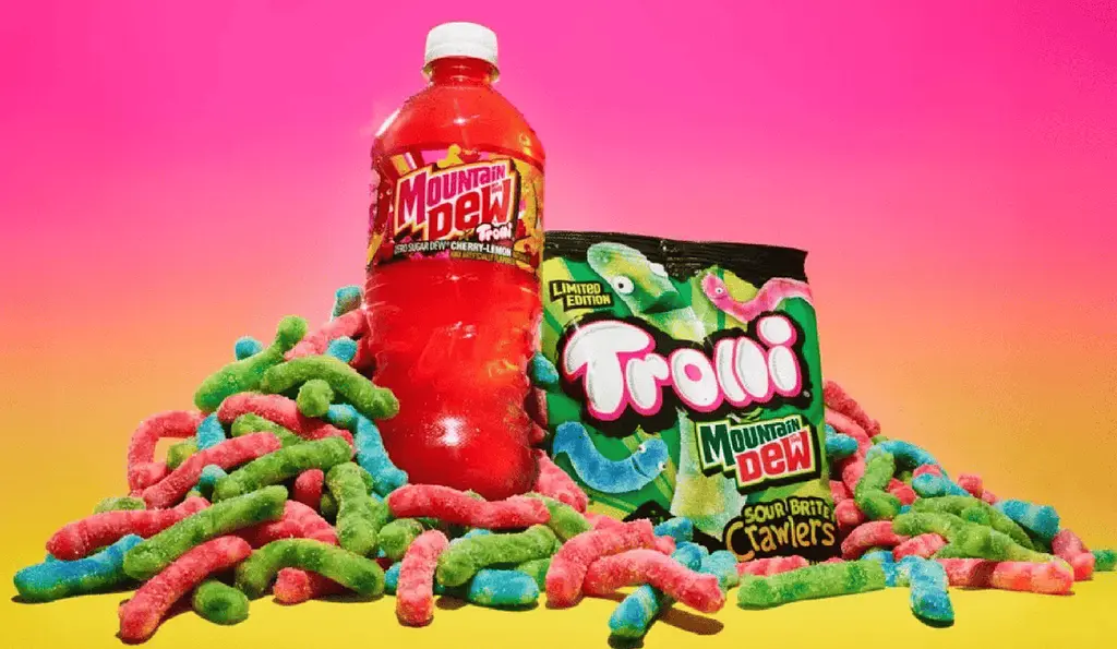 Желейні цукерки Trolli Mountain Dew Sour Brite Crawlers 120г - фото 6