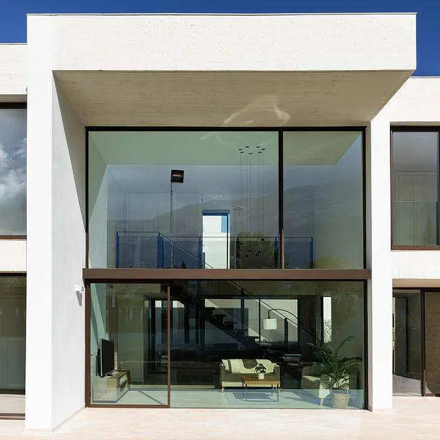 Робот для миття вікон CECOTEC Conga Windroid 1390 Double Spray Connected (A01_EU01_100141) - фото 9