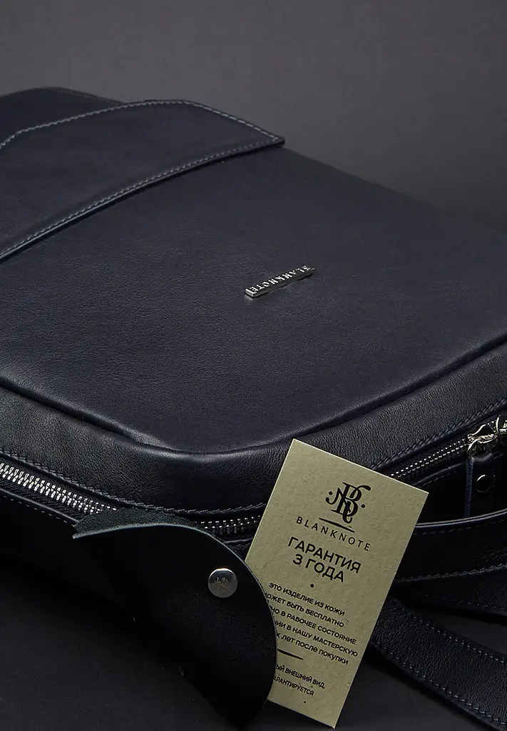 Кожаный женский городской рюкзак на молнии Cooper темно-синий - фото 6