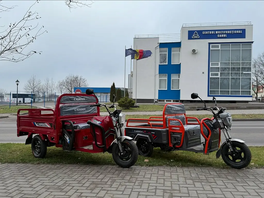 Грузовой электроскутер-самосвал трехколесный CROSSER Cargo 12" (1500W 60V, 32Ah) Серый - фото 3