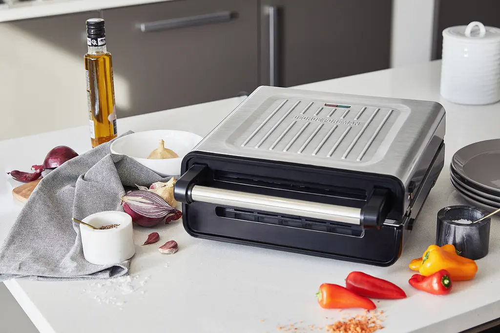 Гриль George Foreman 28000-56 Smokeless Grill 1575 Вт антипригарное покрытие белый/сталь (28000-56) - фото 13