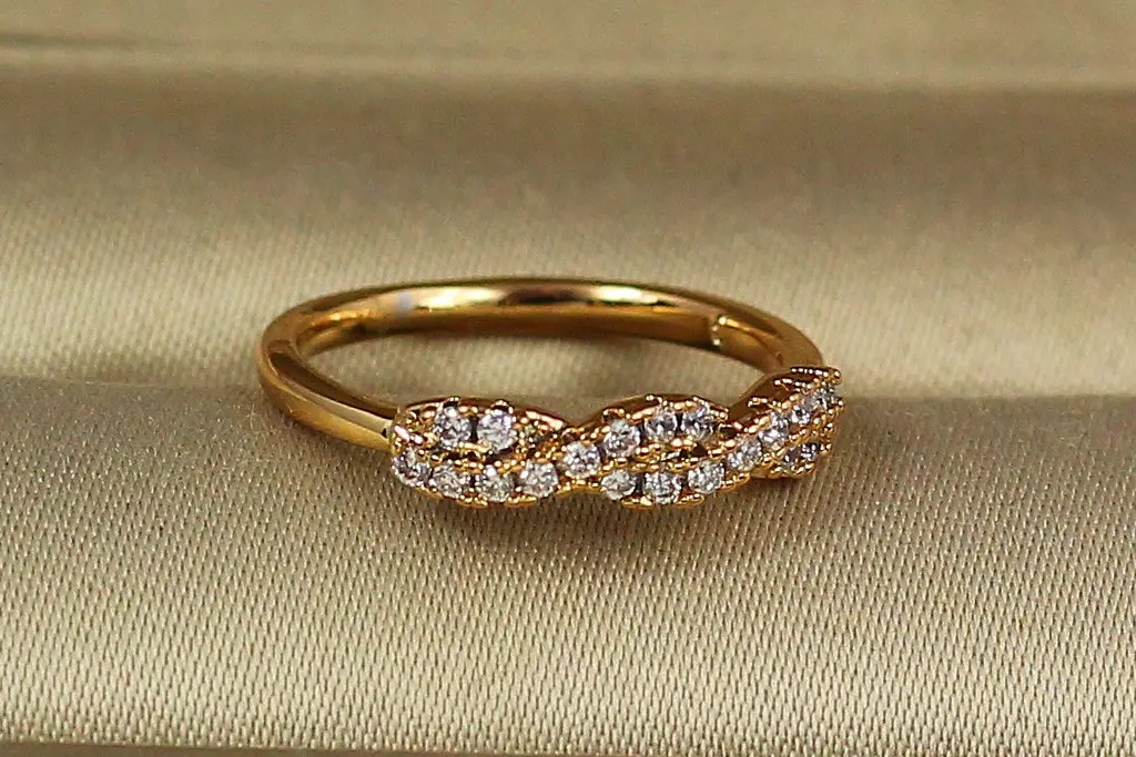 Кільце Xuping Jewelry косичка з каменів дитяче р 13 р золотисте - фото 3