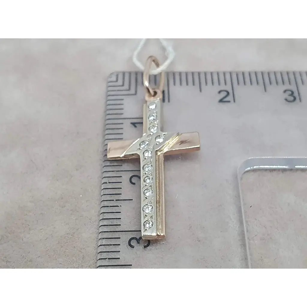 Золотий хрестик ЮЗ "Багет" з діамантами. 2В410320536/21 - фото 4