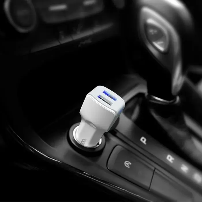Автомобільний зарядний пристрій від прикурювача Hoco Z23 2xUSB 2.4A White - фото 3
