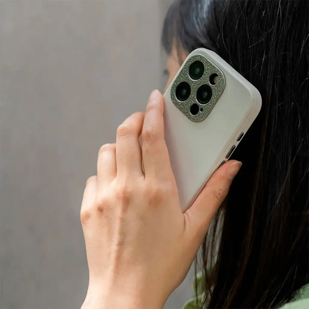 Чехол-накладка Moshi Napa Slim Hardshell Case Eggnog White для iPhone 15 Pro (99MO231111) - фото 4