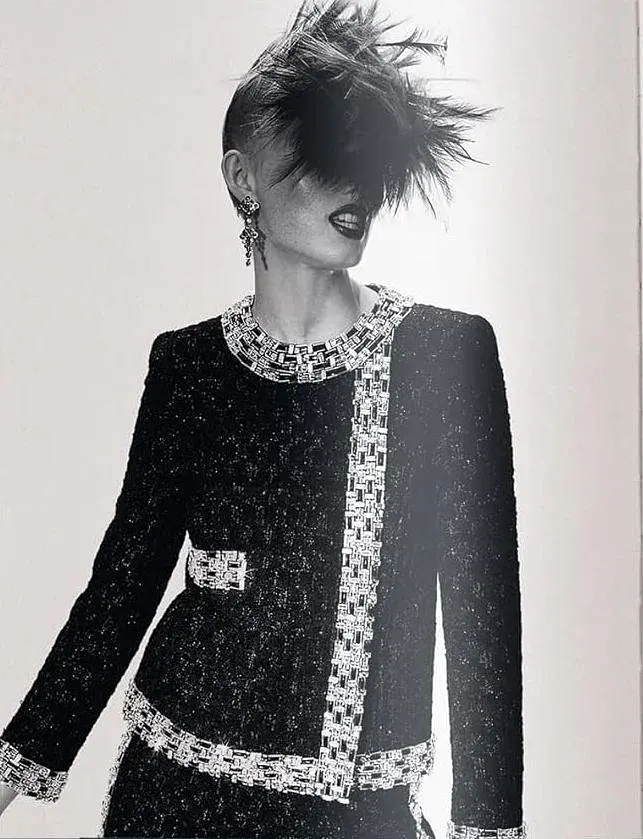 The Black Book: Fashion, Styles & Stories - фото 7