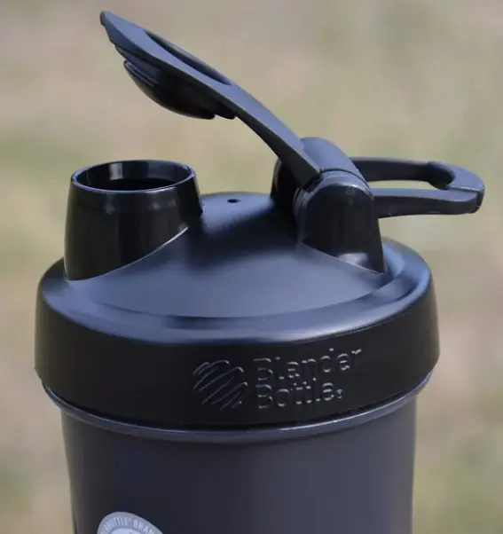 Шейкер спортивный (бутылка) BlenderBottle Classic Loop 28oz/820ml Black (Loop 28 Black) - фото 6