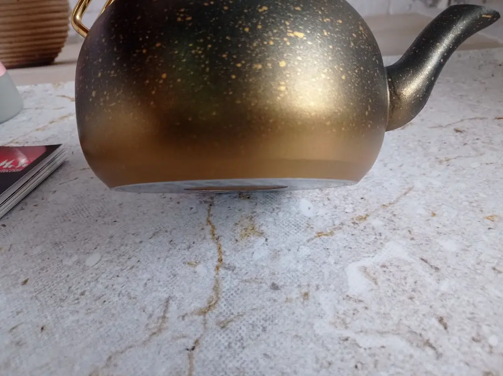 Чайник O.M.S. Collection 8211-XL Gold 3 л - фото 9