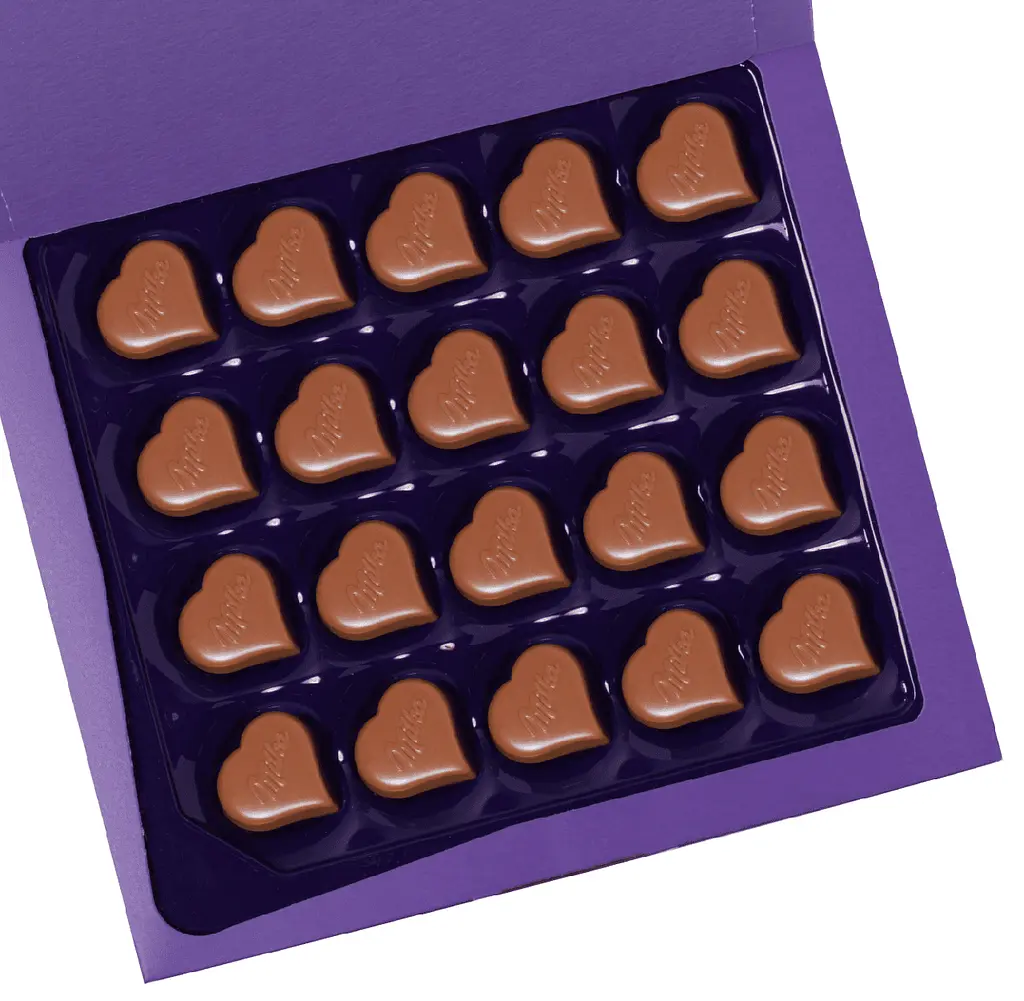 Шоколадні цукерки Milka I Love Milka Pralines Hazelnut Cream Chocolate 110г - фото 5