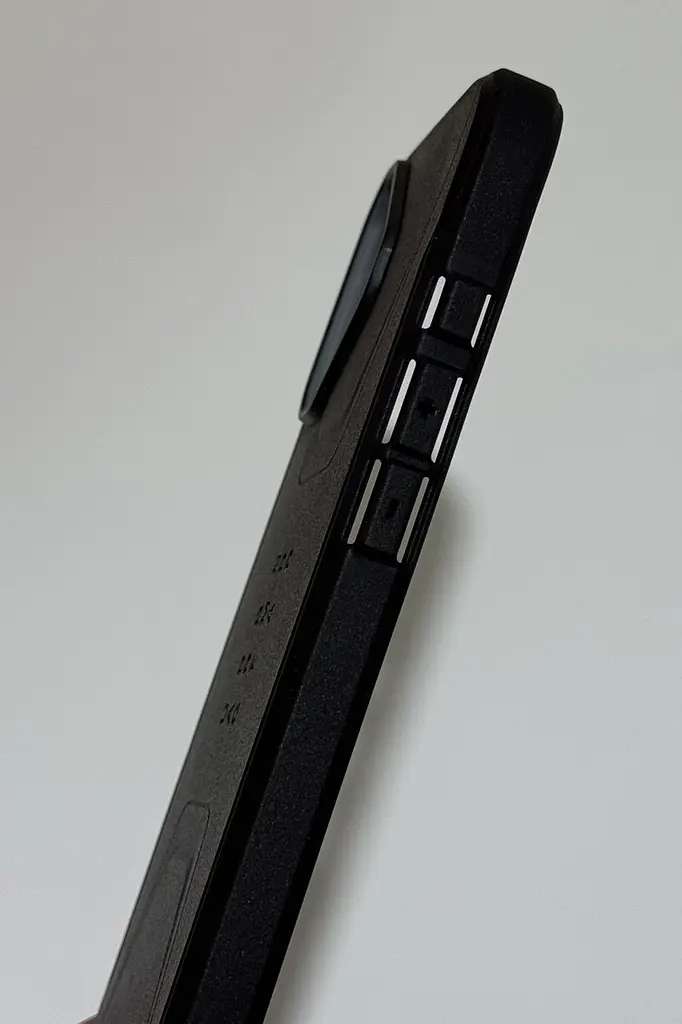 Оригинальный противоударный чехол для Iphone 16 PLUS UAG Civilian MagSafe Black 114443114040 - фото 8