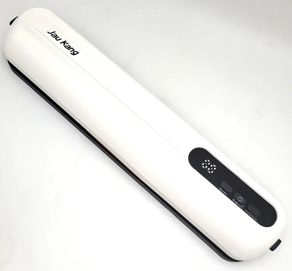 Вакуумний пакувальник акумуляторний USB Вакууматор для вологих та сухих продуктів, м'яса, овочів, зелені для тривалого зберігання із запаюванням 38×8см пакети до 30см UKC Vacuum Sealer - фото 3
