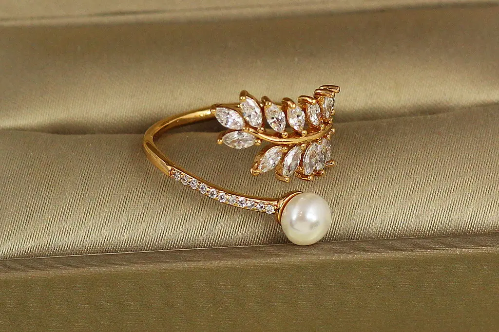 Кільце Xuping Jewelry Фіанітова гілка розсувне р 16 золотисте - фото 3