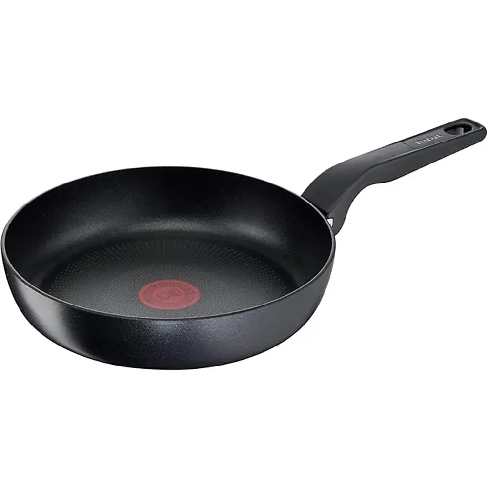 Сковорода Tefal Hard Titanium Pro діаметром 24 см (G2890453) з тришаровим титановим антипригарним покриттям Titanium 3Х