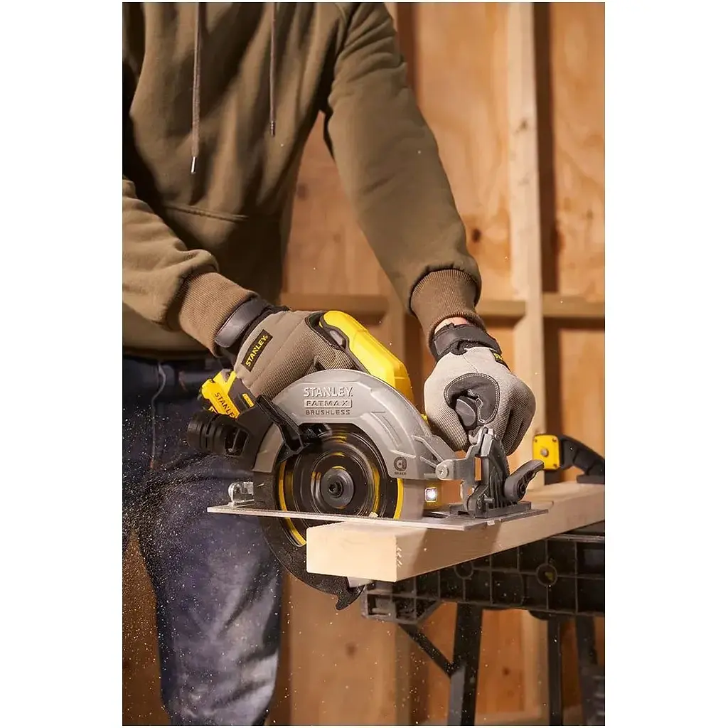 Циркулярная ручная пила Stanley Fatmax V20 с 2 аккумуляторами и кейсом (SFMCS500M2K-QW) - фото 4
