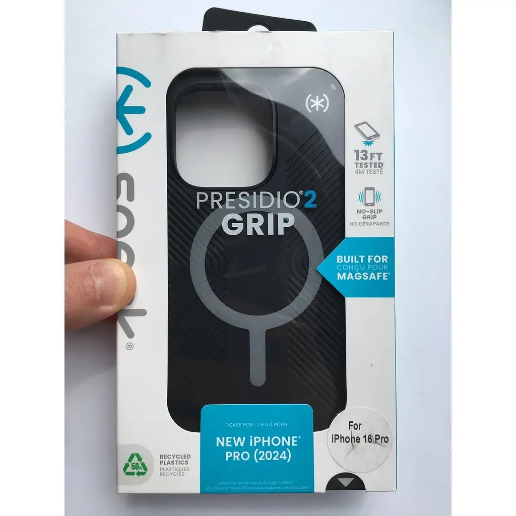 Оригинальний противоударный чехол Speck Presidio2 Grip MagSafe для iPhone 16 Pro (6.3") Black 150761-3205 - фото 3