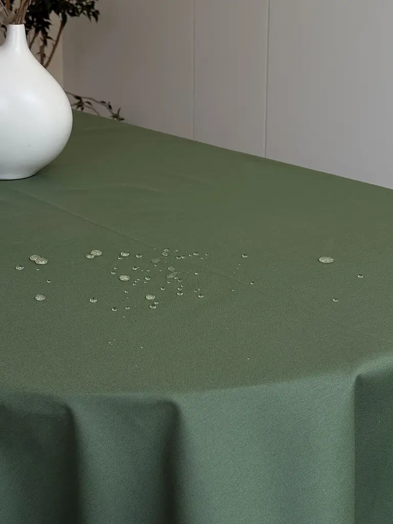 Скатертина столова Ecotton DUCK 170х200 см водовідштовхуюча однотонна зеленого оливкового кольору (25328) - фото 2