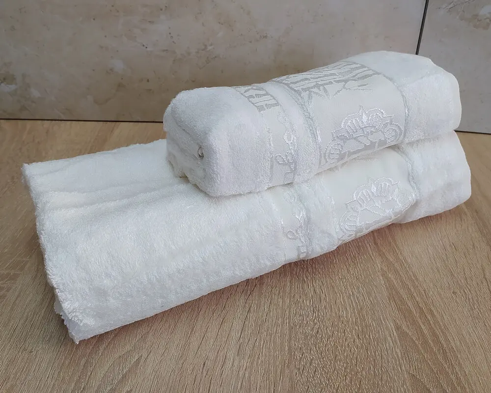 Набір турецьких бамбукових махрових рушників Cestepe 50х90+70х140 Bamboo Floral White - фото 2