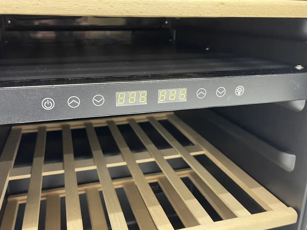 Винный холодильник Klarstein Vinamour 45D (10034216) - фото 6