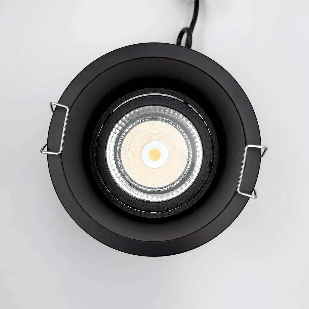 Точковий світильник Skarlat RSL74W005-3 20W BK 4000K - фото 3