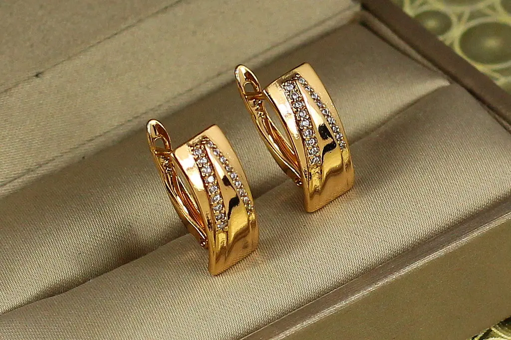 Сережки Xuping Jewelry Парус 1,6 см золотисті - фото 2