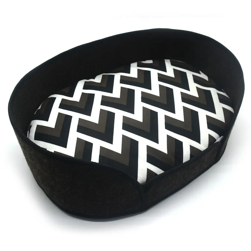 Лежак для котів та собак Олімп №2 370х490х165 мм коричневий - фото 2